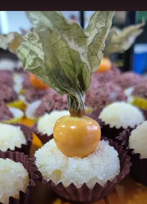 Doce com fisális