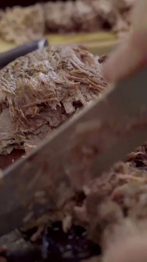 Carne desfiada
